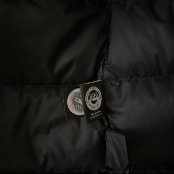 Aritzia Explore Waterproof Parka - Picture 13 of 15